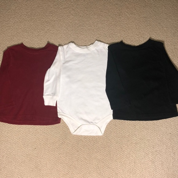 Cherokee Other - Boys Cherokee long sleeves. Cherokee Other - Boys Cherokee long sleeves.